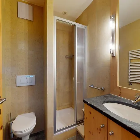 Sur Puoz 1a Apartment *