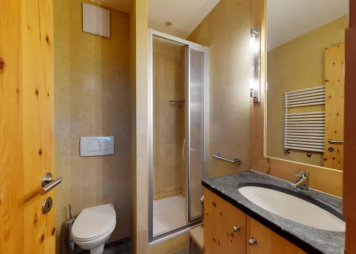 Sur Puoz 1a 公寓 *